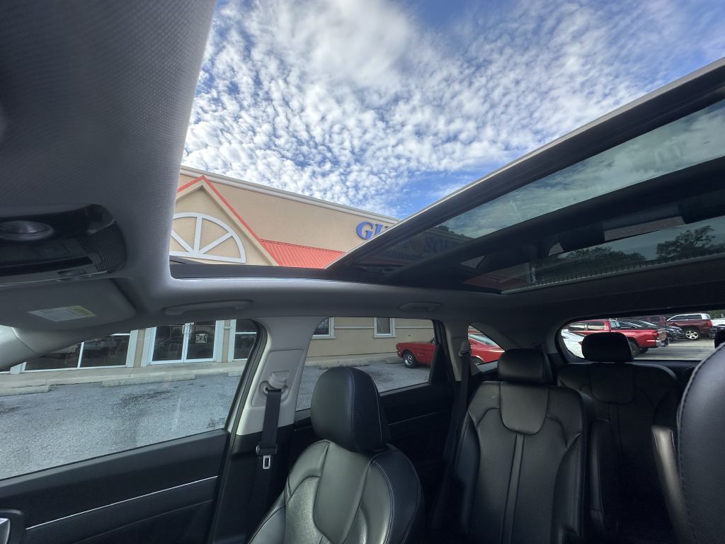 Photo 9 of this KIA SORENTO