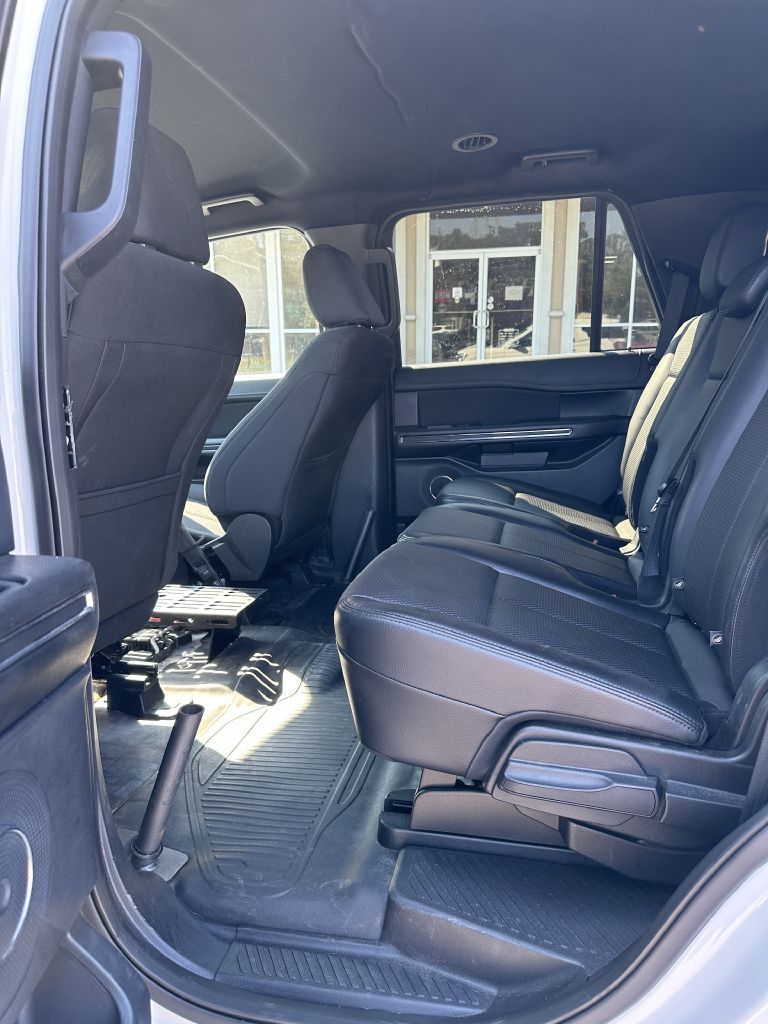 Photo 6 of this FORD EXPEDITION