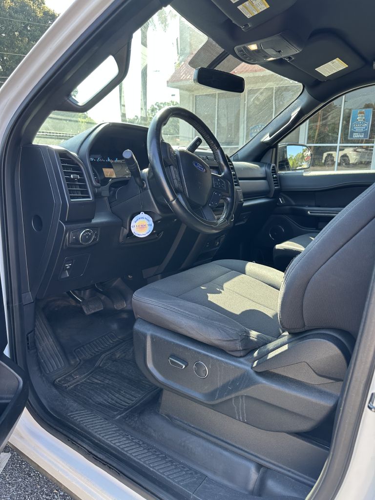 Photo 5 of this FORD EXPEDITION
