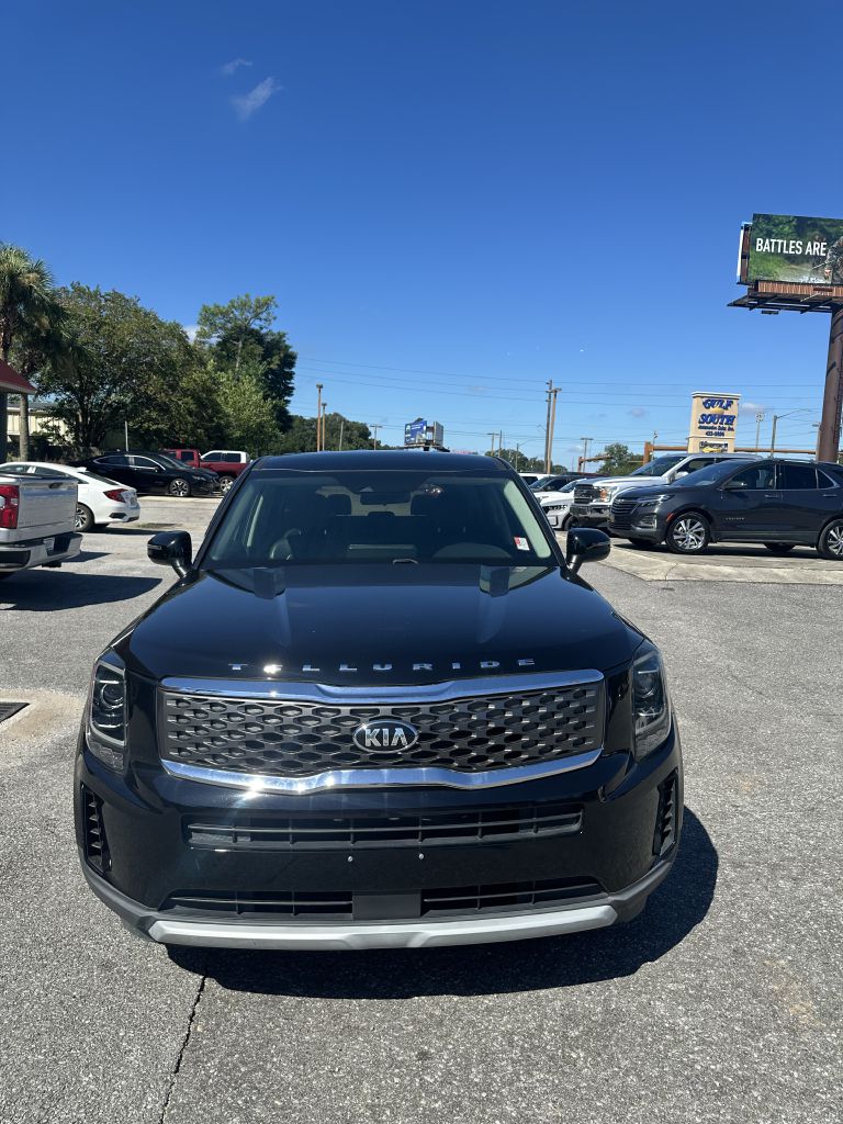 Photo 3 of this KIA TELLURIDE