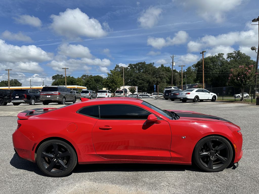 Photo 2 of this CHEVROLET CAMARO