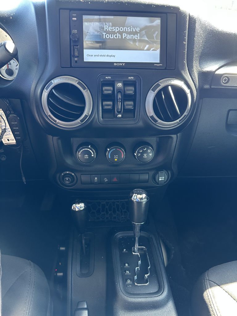 Photo 7 of this JEEP WRANGLER UNLIMI