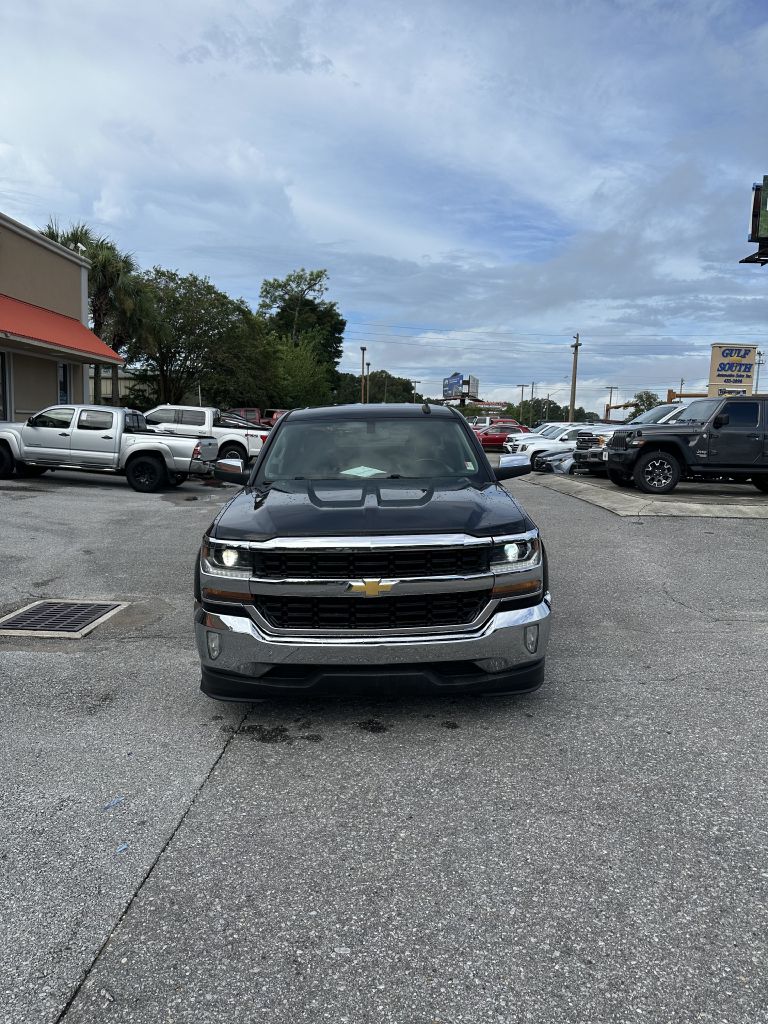 Photo 3 of this CHEVROLET SILVERADO 1500