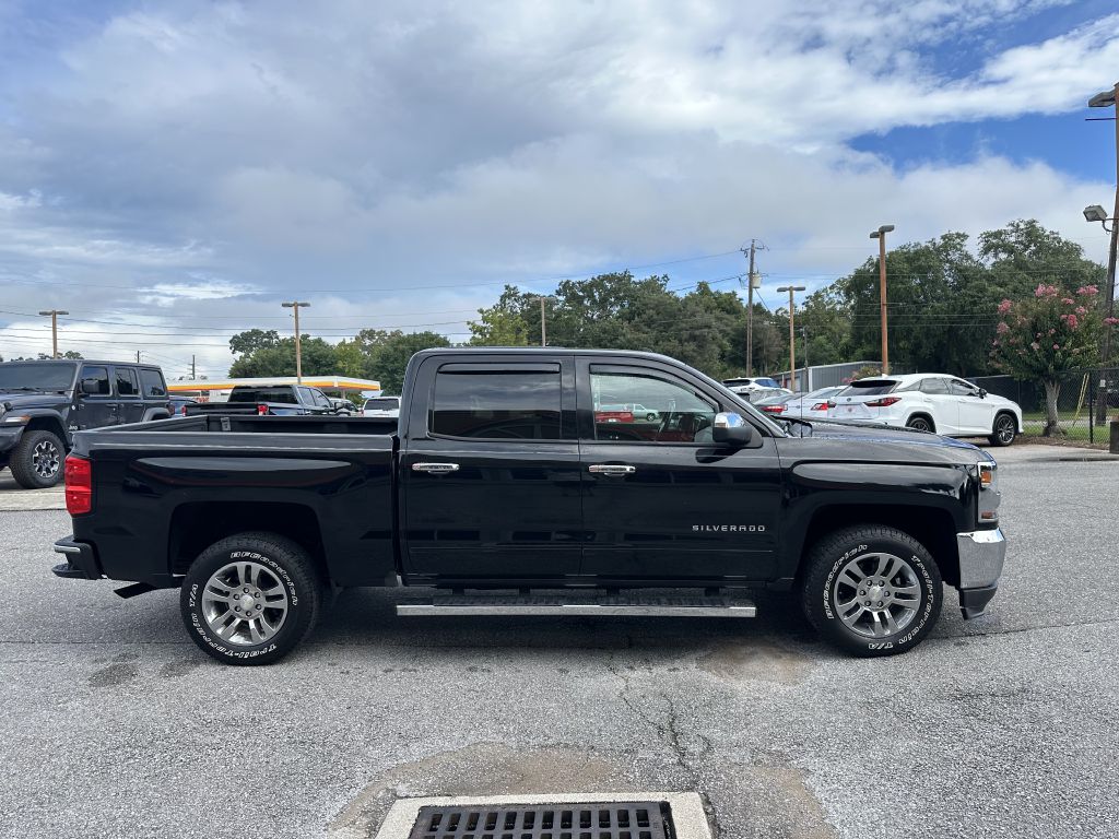 Photo 2 of this CHEVROLET SILVERADO 1500