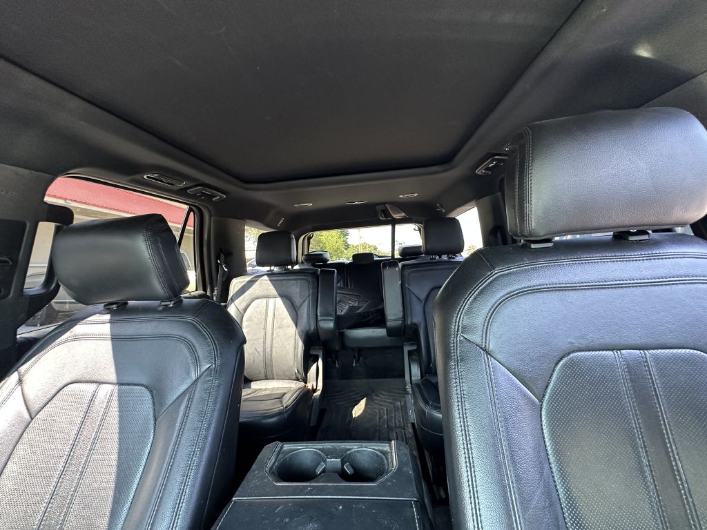 Photo 8 of this FORD EXPEDITION