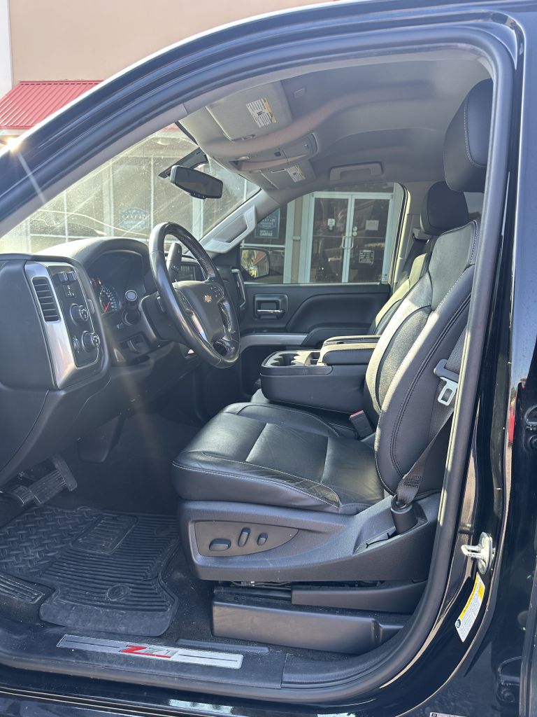 Photo 5 of this CHEVROLET SILVERADO 1500