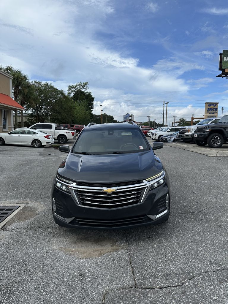Photo 3 of this CHEVROLET EQUINOX