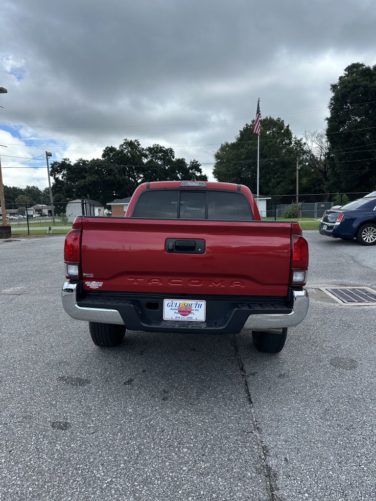 Photo 4 of this TOYOTA TACOMA