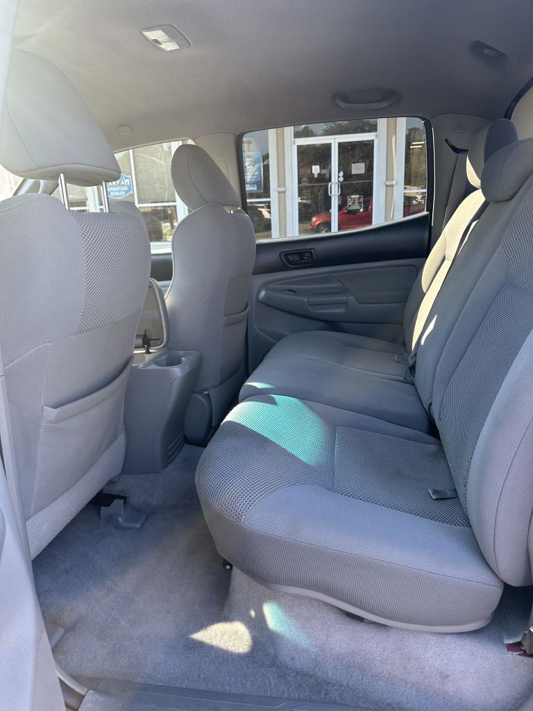 Photo 6 of this TOYOTA TACOMA