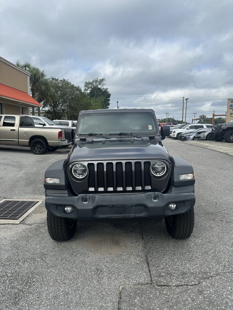 Photo 3 of this JEEP WRANGLER UNLIMI