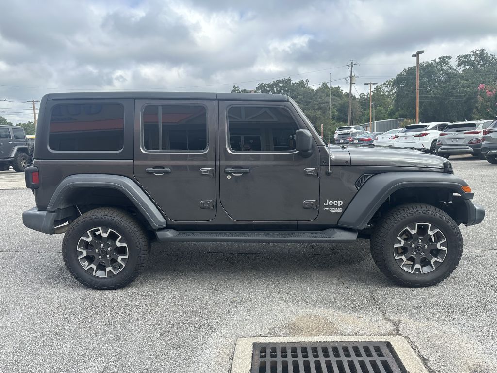 Photo 2 of this JEEP WRANGLER UNLIMI