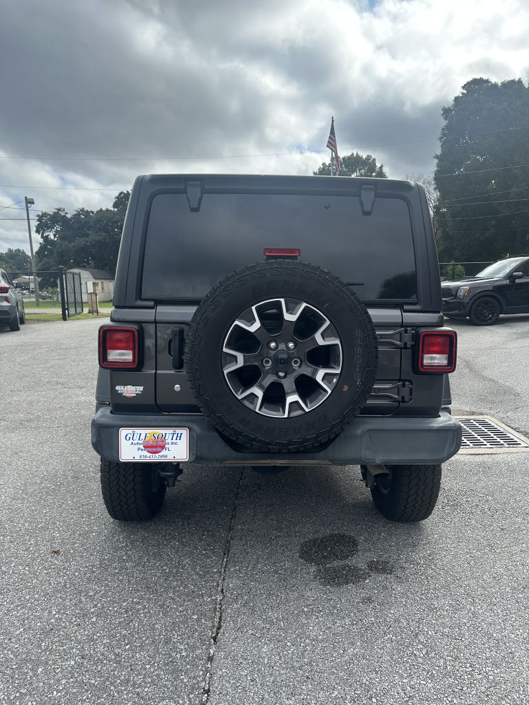 Photo 4 of this JEEP WRANGLER UNLIMI