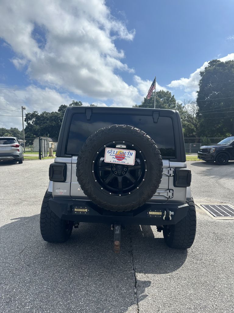 Photo 4 of this JEEP WRANGLER UNLIMI