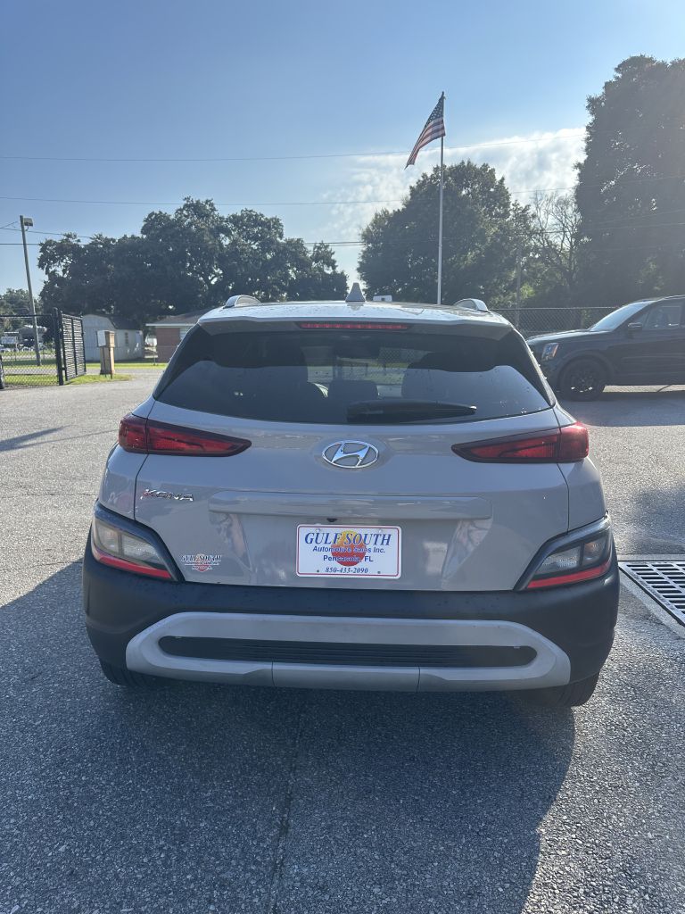 Photo 4 of this HYUNDAI KONA