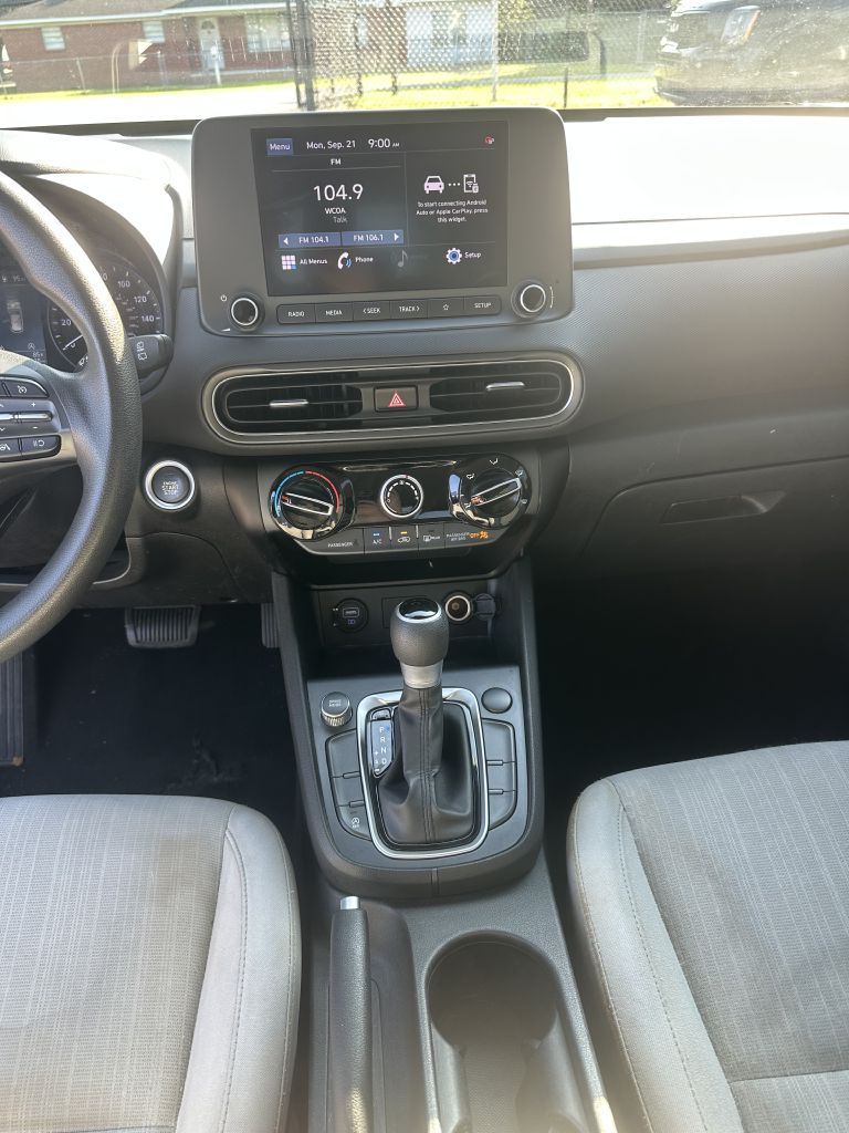 Photo 5 of this HYUNDAI KONA