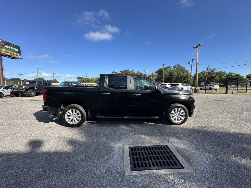 Photo 2 of this CHEVROLET SILVERADO 1500