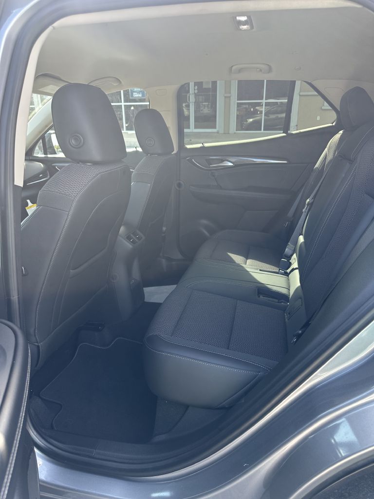 Photo 6 of this BUICK ENVISION
