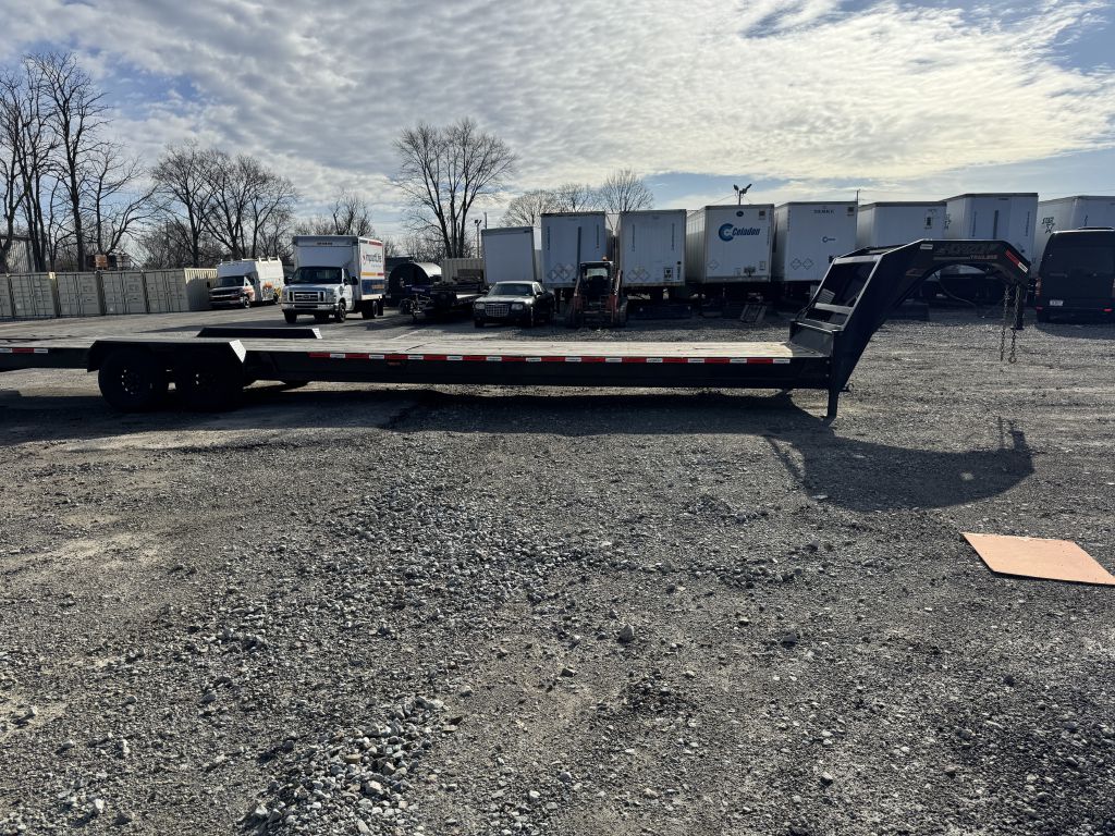 Photo 7 of this HORIZON TRAILER