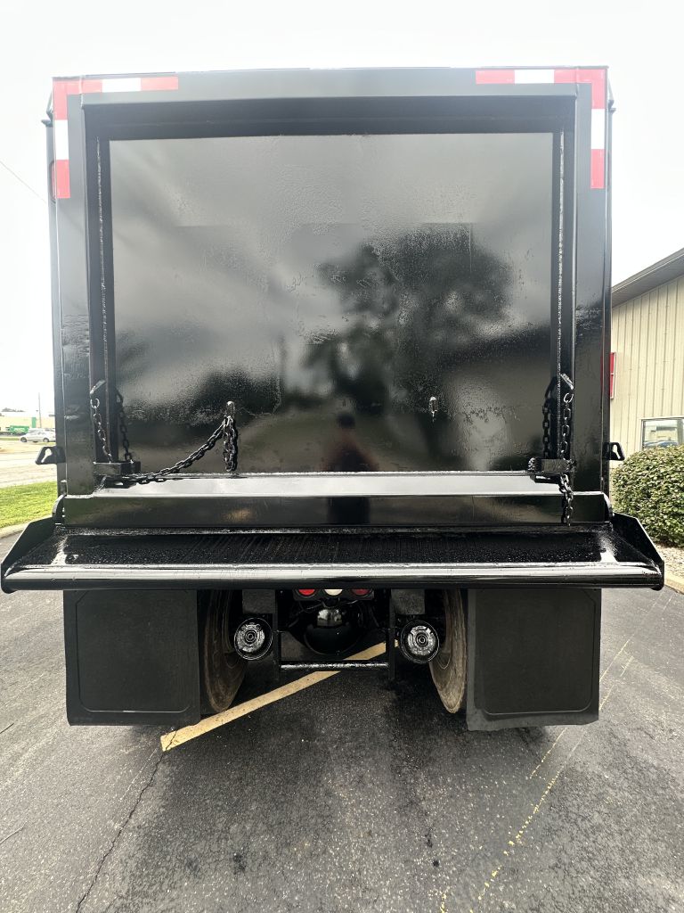 Photo 5 of this KENWORTH T880