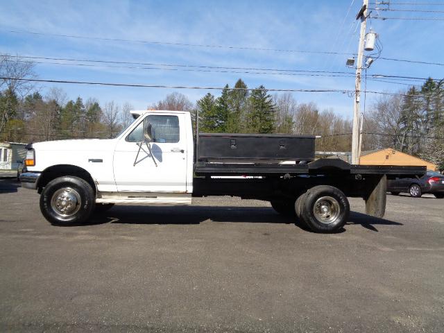 1997 FORD F450 SUPER DUTY for sale at Stark Auto Sales | Uniontown, Ohio