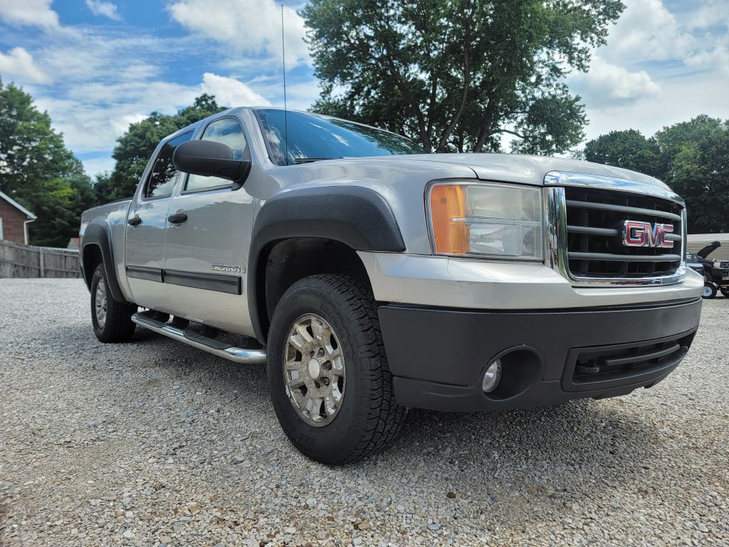 2007 GMC NEW SIERRA 1500 for sale at Stark Auto Sales