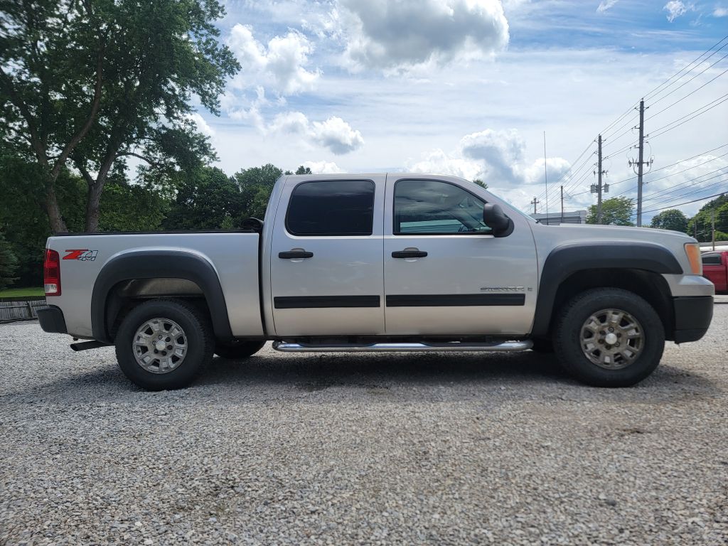 2007 GMC NEW SIERRA 1500 for sale at Stark Auto Sales