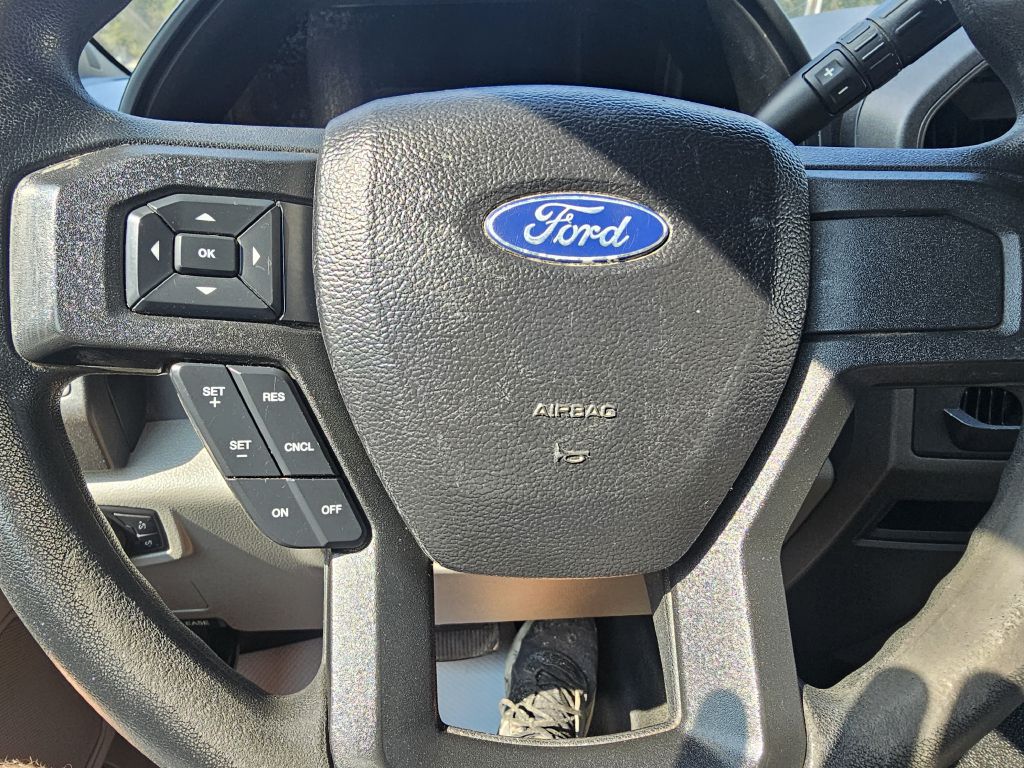 2017 Ford F-250 photo 13