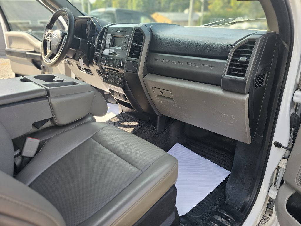 2017 Ford F-250 photo 17