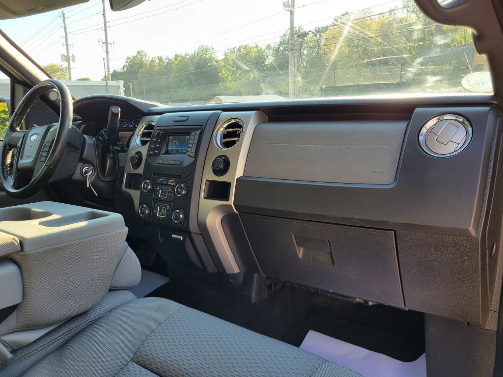 2014 Ford F-150 photo 22