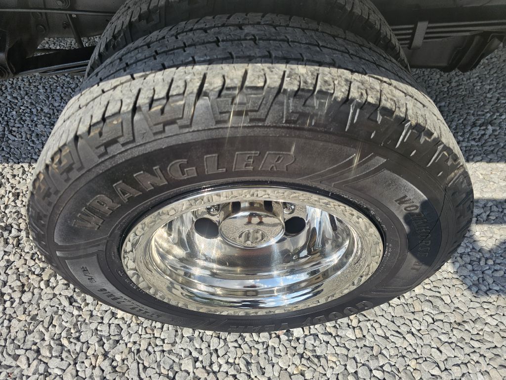 2017 Ford E-350 photo 8