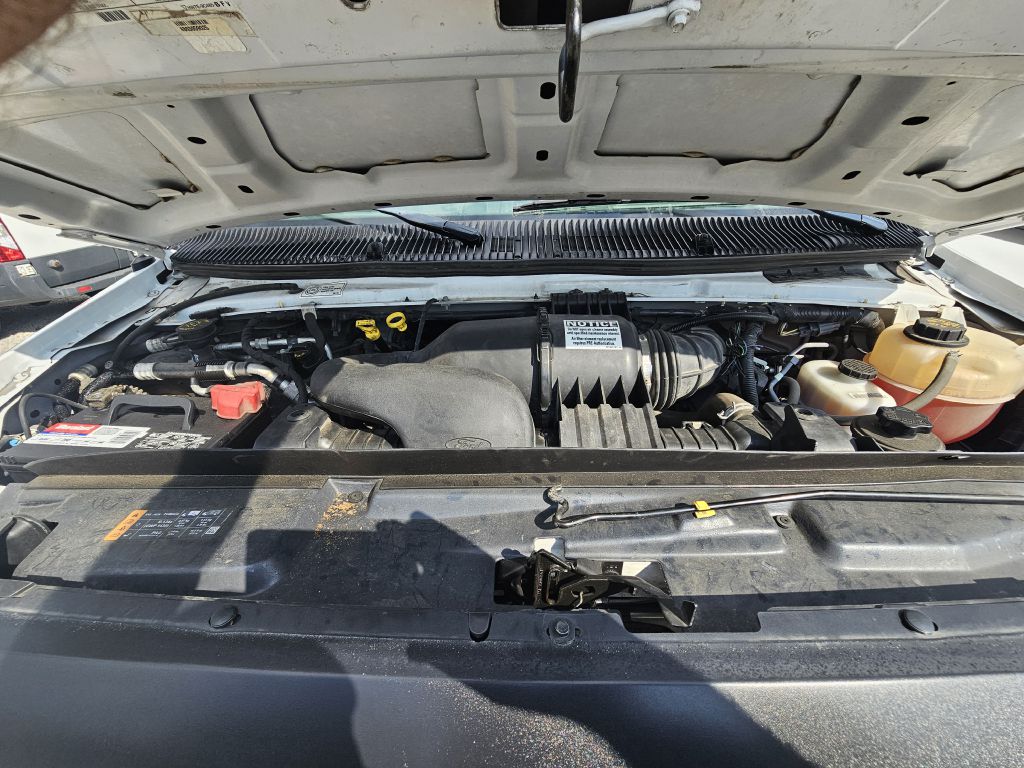 2017 Ford E-350 photo 9