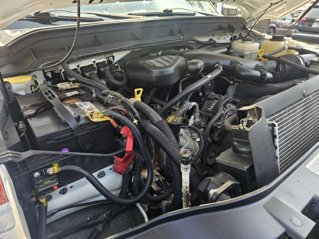 2014 Ford F-550 photo 10