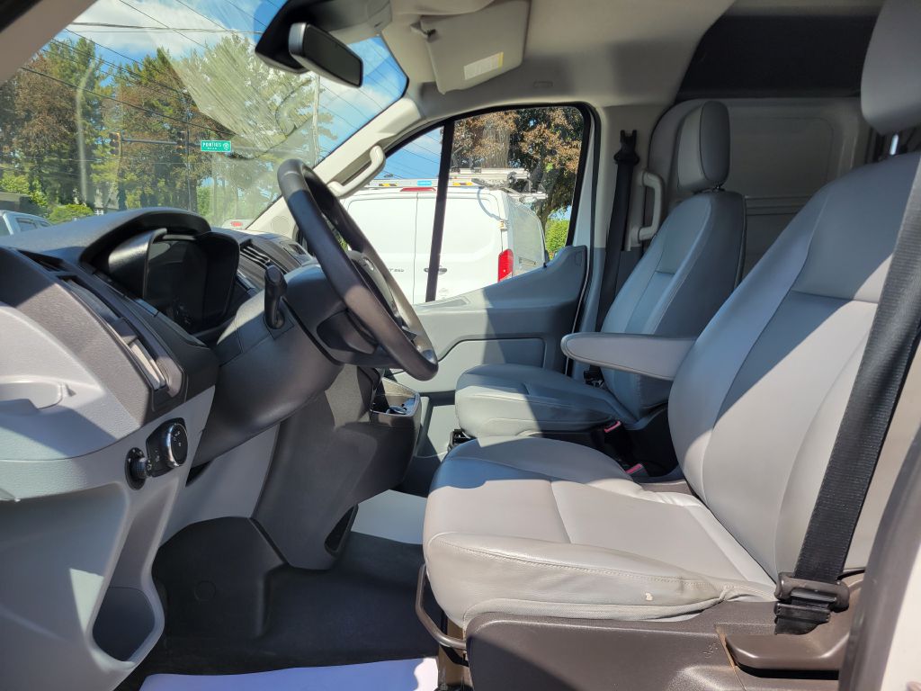 2018 Ford Transit photo 13