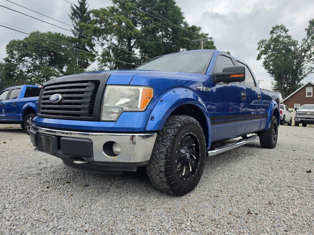 2011 FORD F150 SUPERCREW for sale at Stark Auto Sales