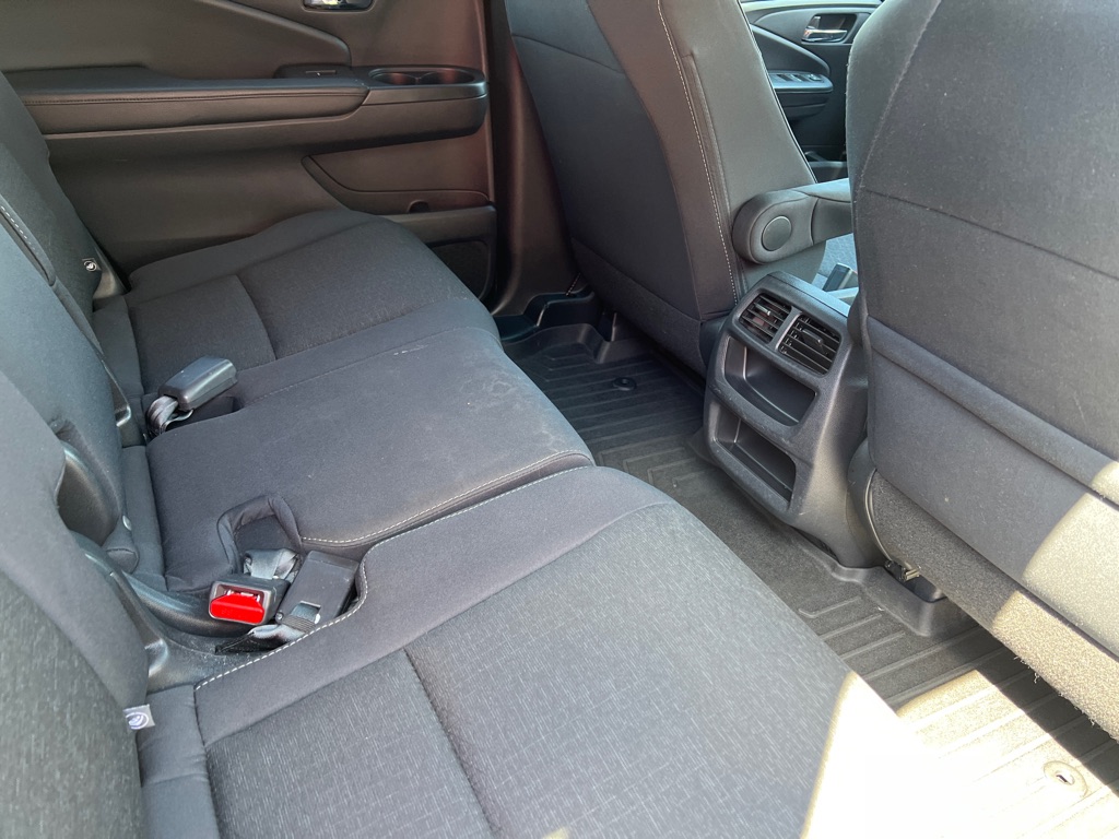 Photo 21 of this HONDA PASSPORT