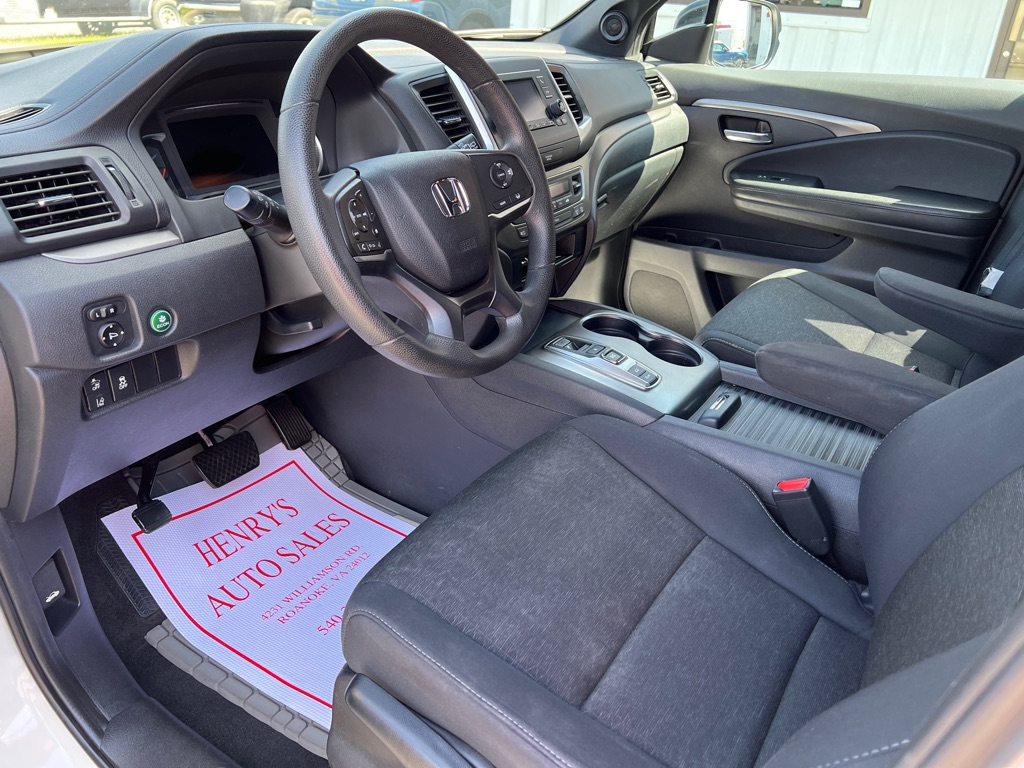 Photo 11 of this HONDA PASSPORT