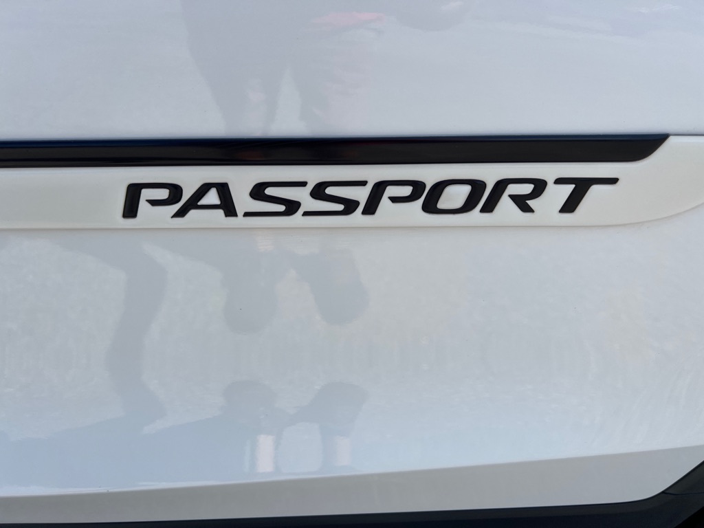 Photo 9 of this HONDA PASSPORT