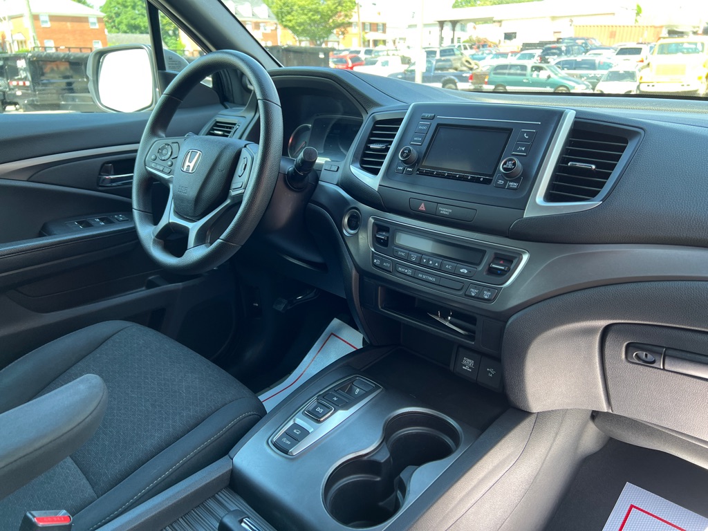 Photo 26 of this HONDA PASSPORT