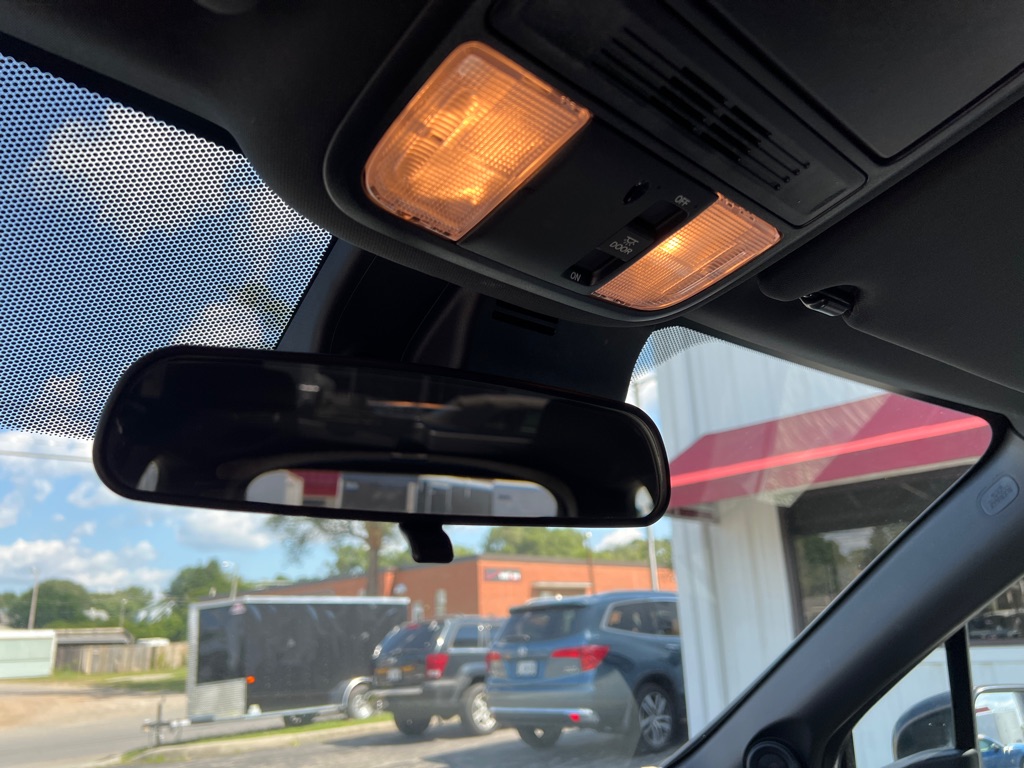Photo 18 of this HONDA PASSPORT