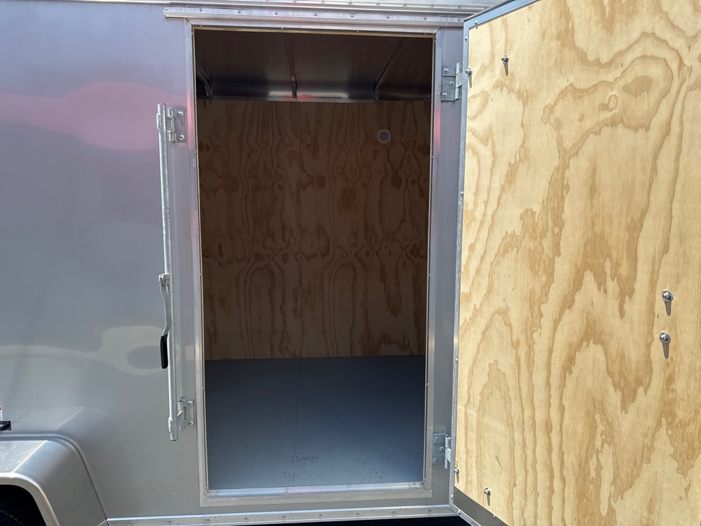 Photo 14 of this CARMATE 6X12 RAMP