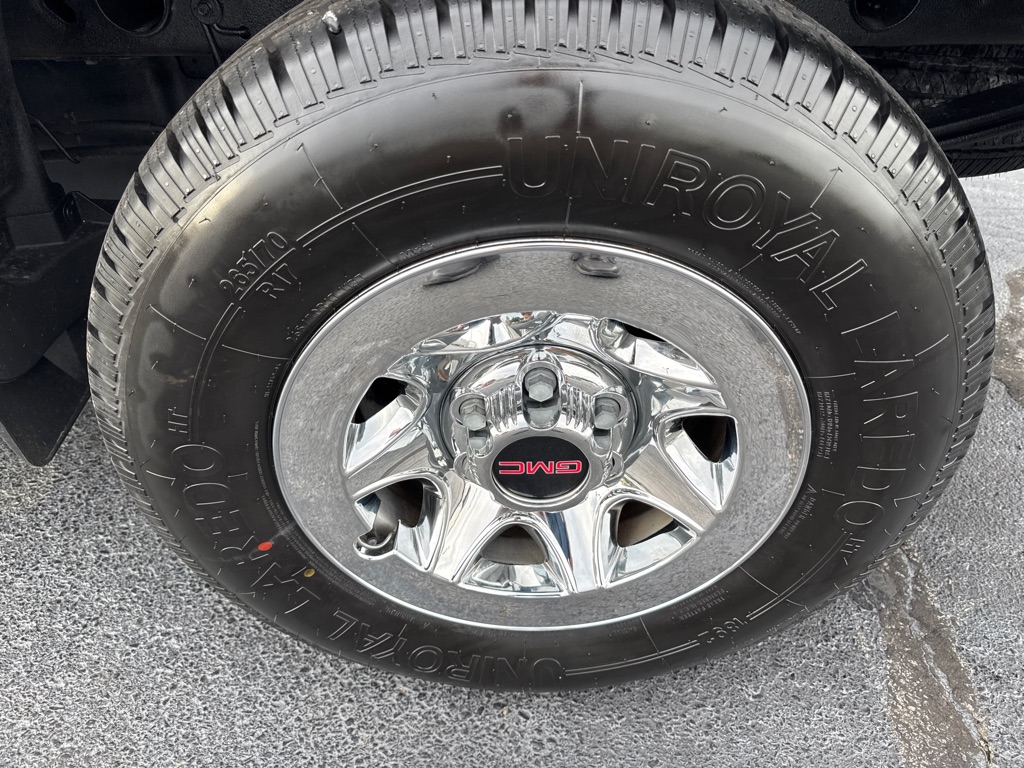 Photo 15 of this GMC SIERRA 1500
