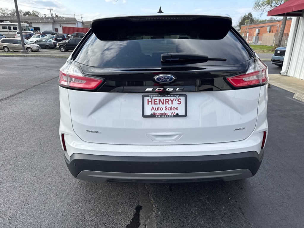 Photo 6 of this FORD EDGE SEL