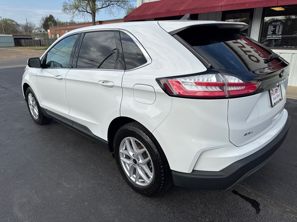 Photo 7 of this FORD EDGE SEL