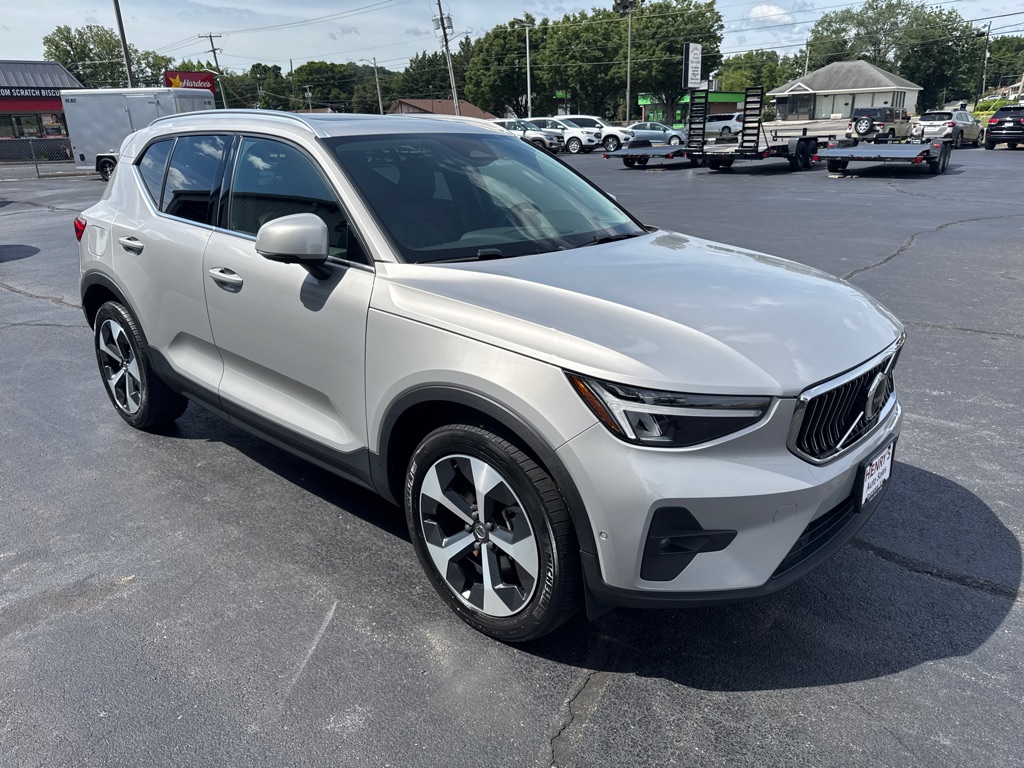 Photo 4 of this VOLVO XC40