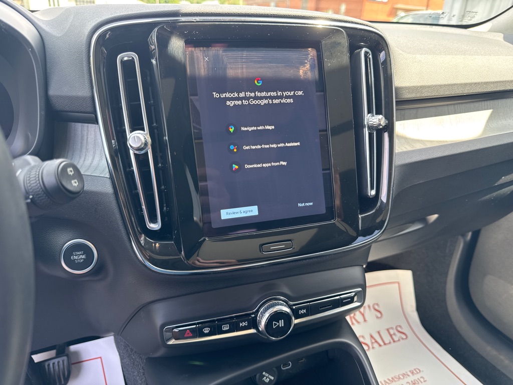 Photo 11 of this VOLVO XC40
