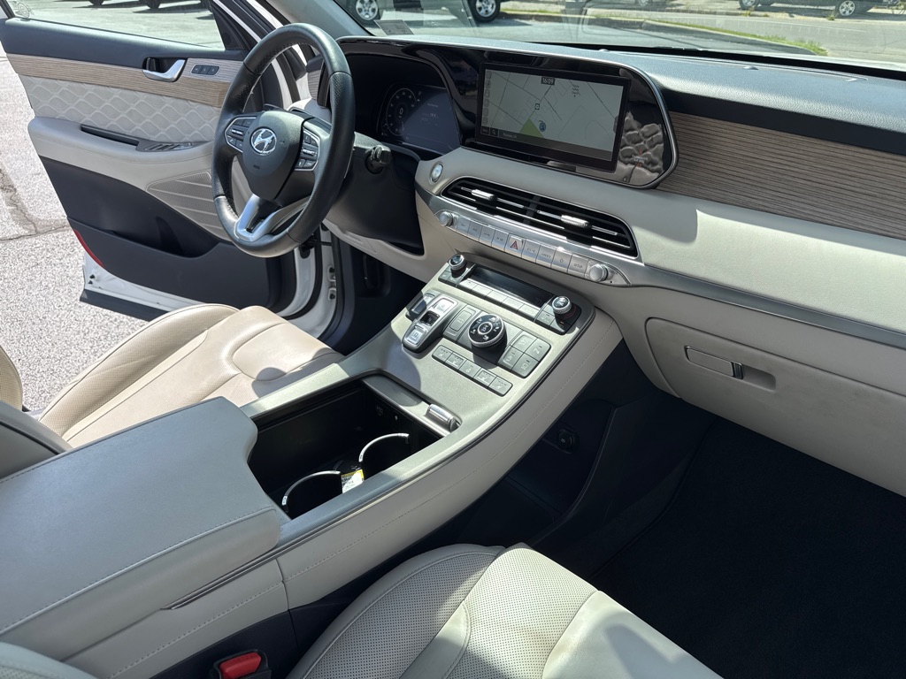 Photo 21 of this HYUNDAI PALISADE
