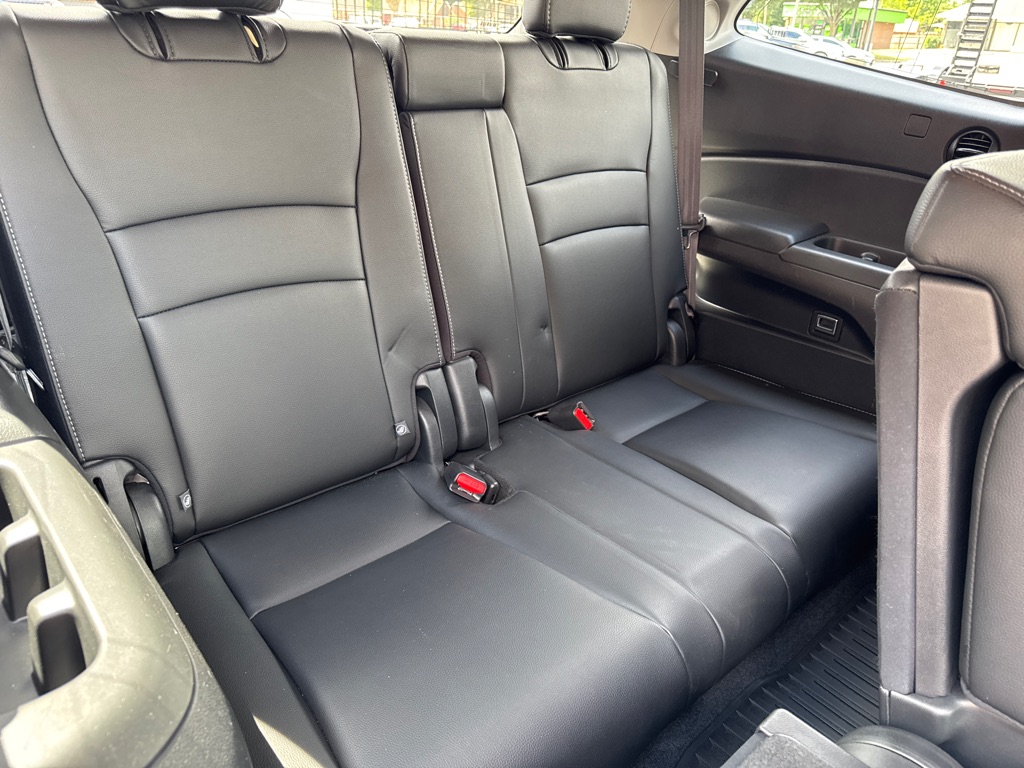 Photo 19 of this HONDA PILOT