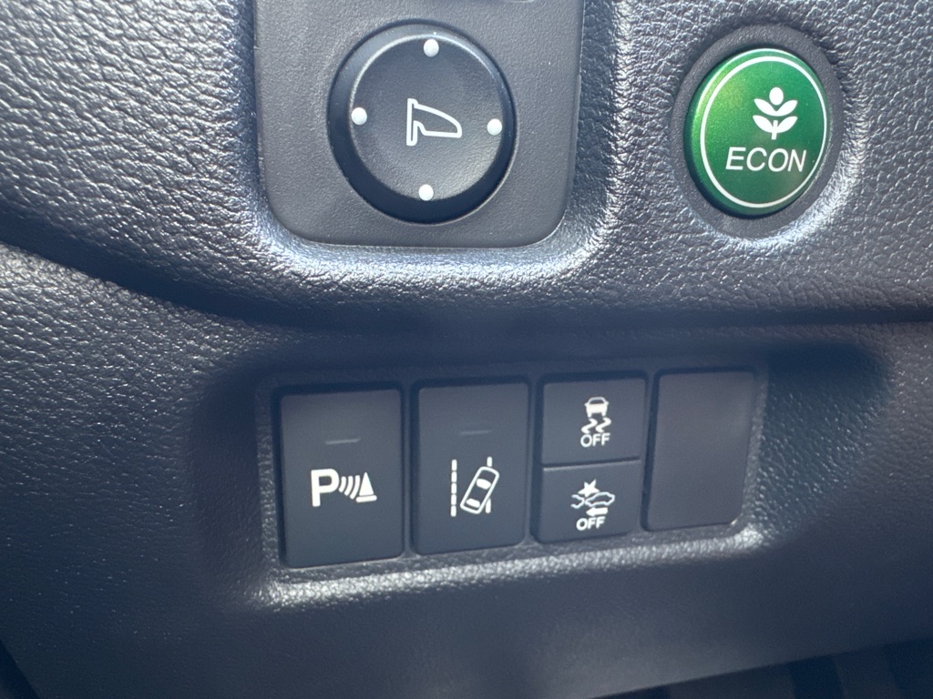 Photo 12 of this HONDA PILOT