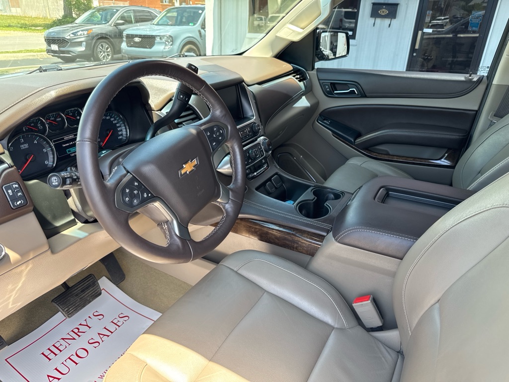 Photo 8 of this CHEVROLET TAHOE