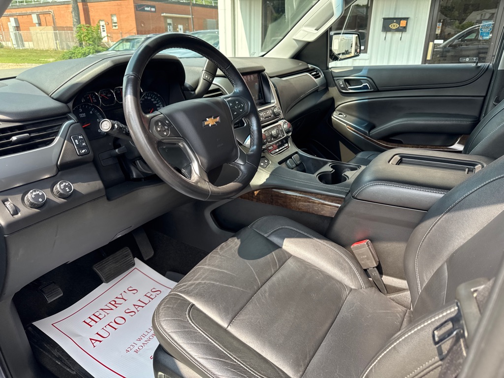Photo 7 of this CHEVROLET TAHOE